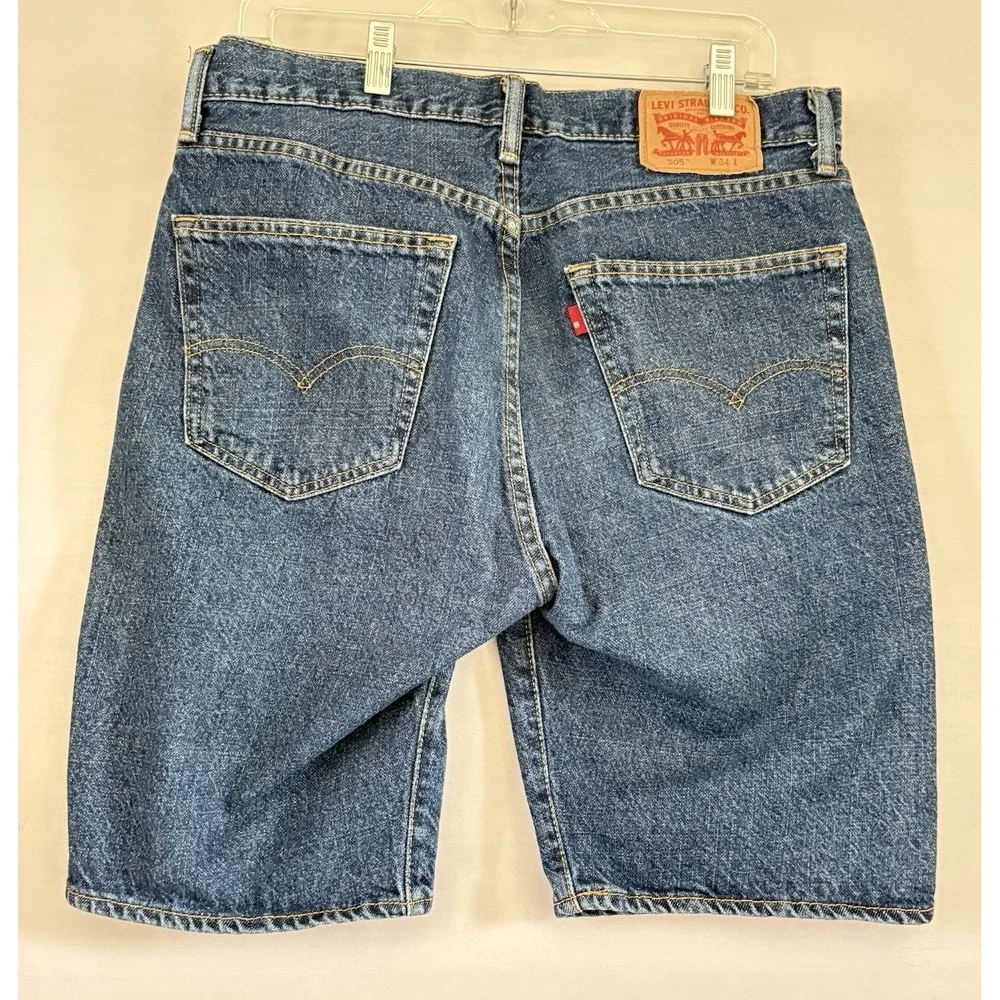 Levis have see